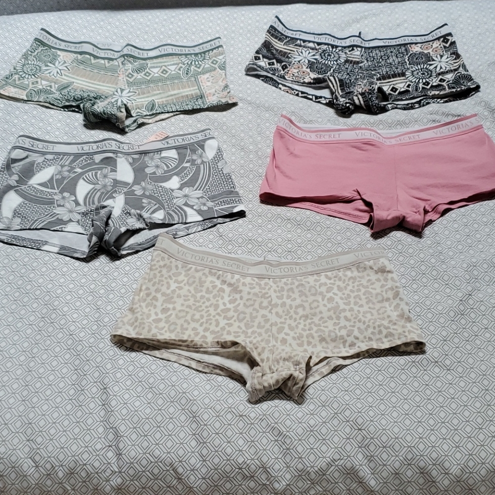 Victoria's Secret Panty- Lot of 5